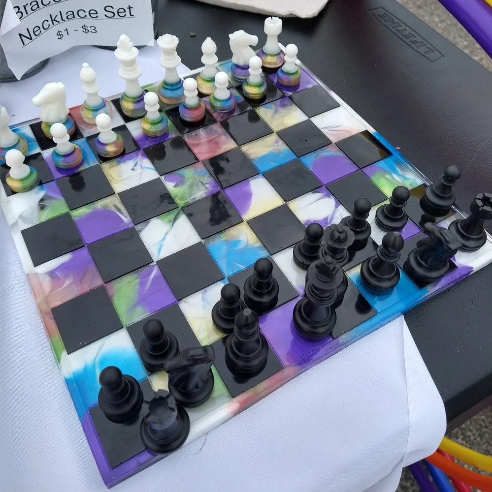 Customizable Chess/Checker Set - Picture 2 of 2
